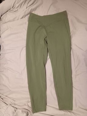 Harlara SoftlyZero™ Plush Thermal High Waisted Crossover Pocket Yoga Leggings